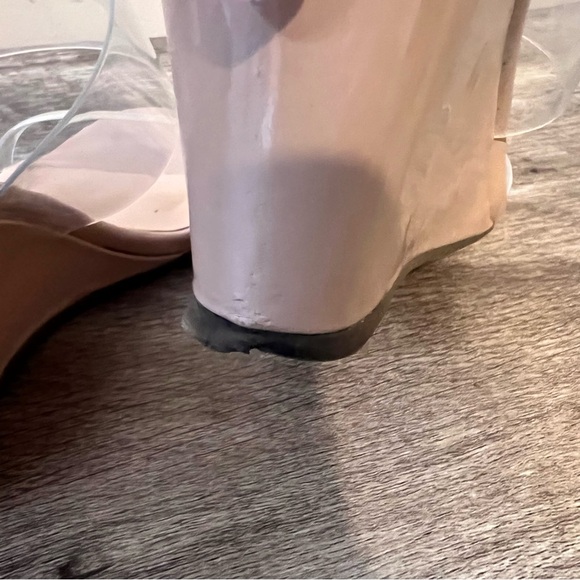 Clear two-strap nude wedges - Picture 6 of 10